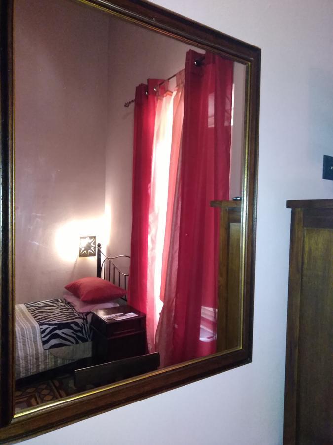 La Corte Di Lucina Terralba Bagian luar foto